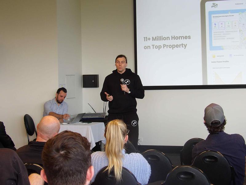 2025 Apr/Oct Roadshow - Photo 47